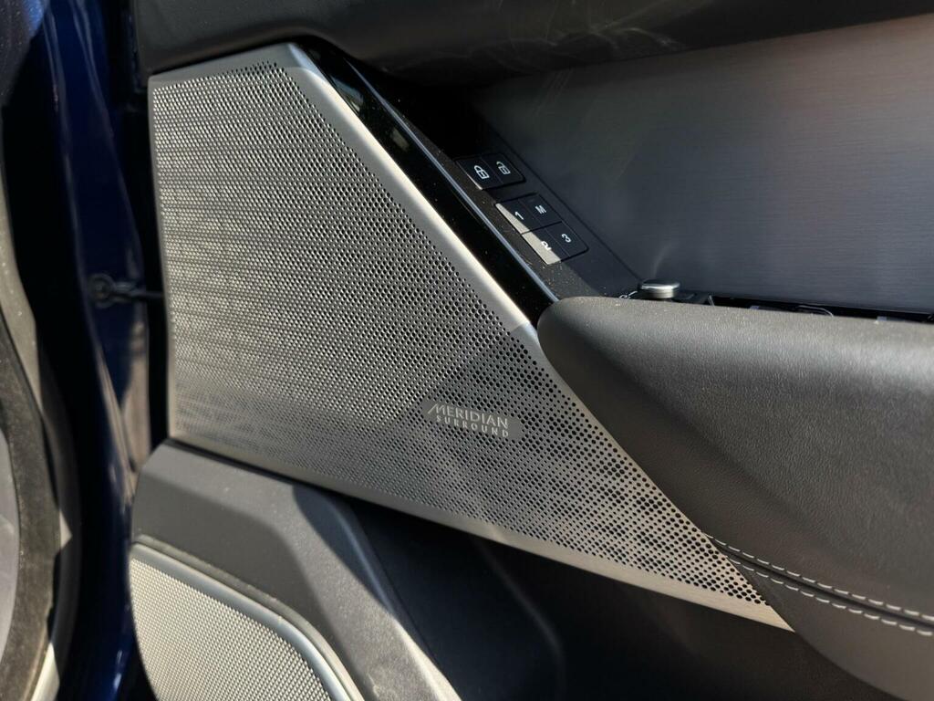 Land Rover Range Rover Velar 5.0 P550 Dynamic Edition Black #66