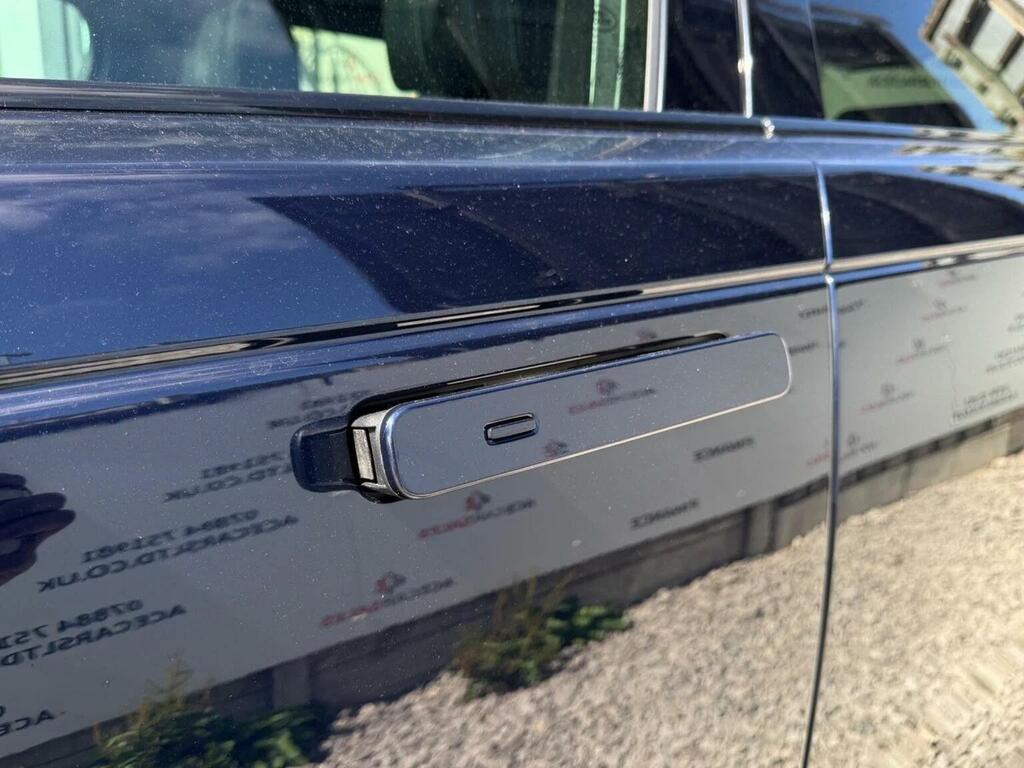 Land Rover Range Rover Velar 5.0 P550 Dynamic Edition Black #80