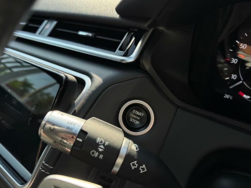 Land Rover Range Rover Velar 5.0 P550 Dynamic Edition Black #25