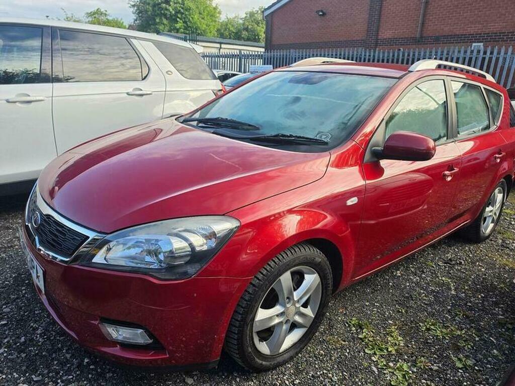 Kia Ceed 1.6 Crdi 2 Sports Wagon Euro 5 DN12UPA Red #2