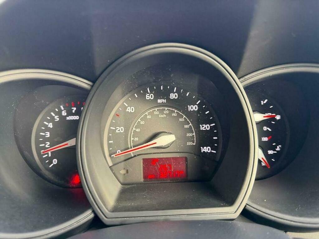 Hyundai I20 1.2 Active Euro 5 Red #6