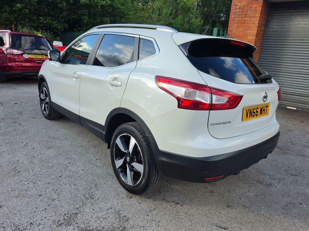 Nissan Qashqai 1.2 Dig-t N-connecta 2Wd Euro 6 S S VN66WHT White #3