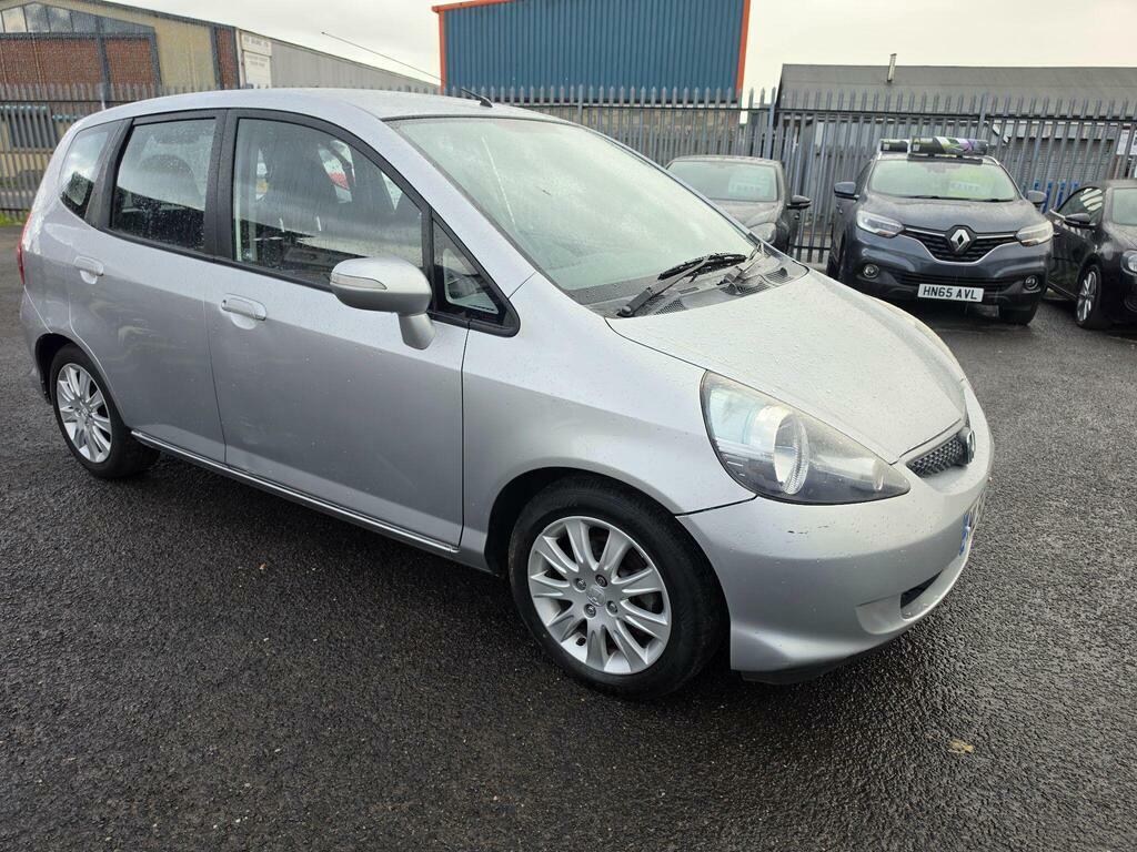 Honda Jazz 1.4 I-dsi Se Cvt-7 Silver
