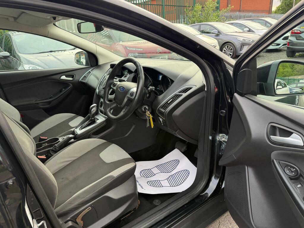 Ford Focus 1.6 Zetec Powershift Euro 5 Black #5
