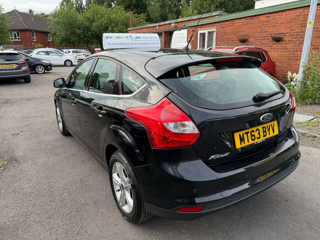 Ford Focus 1.6 Zetec Powershift Euro 5 Black #3