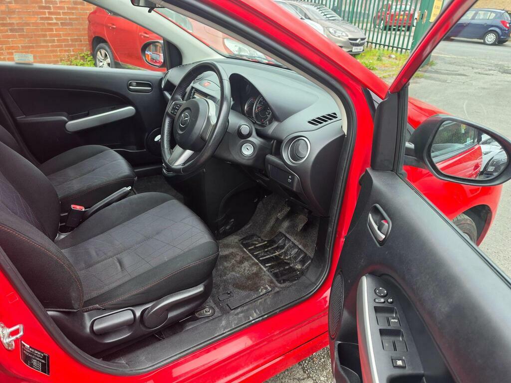 Mazda 2 1.3 Venture Euro 5 Red #5