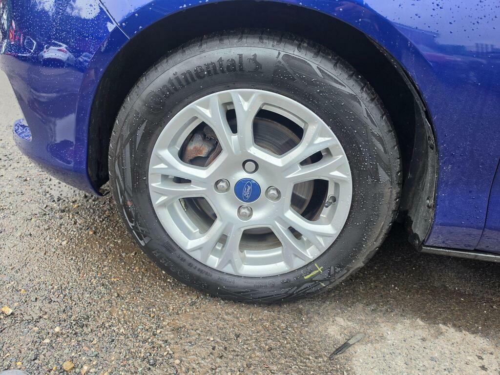 Ford B-Max Titanium Tdci Grey #15