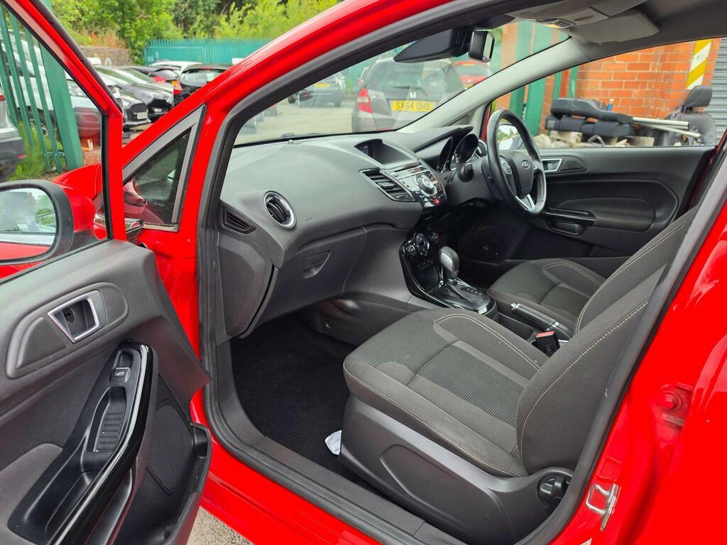 Ford Fiesta Zetec White #7