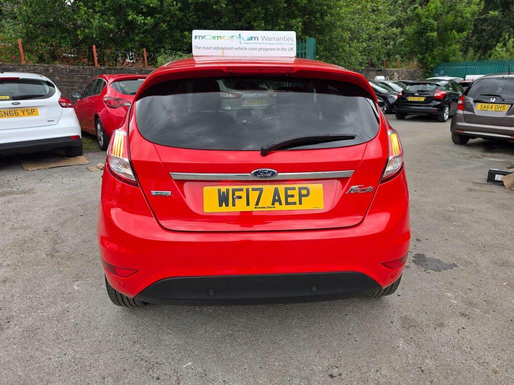 Ford Fiesta Zetec White #16