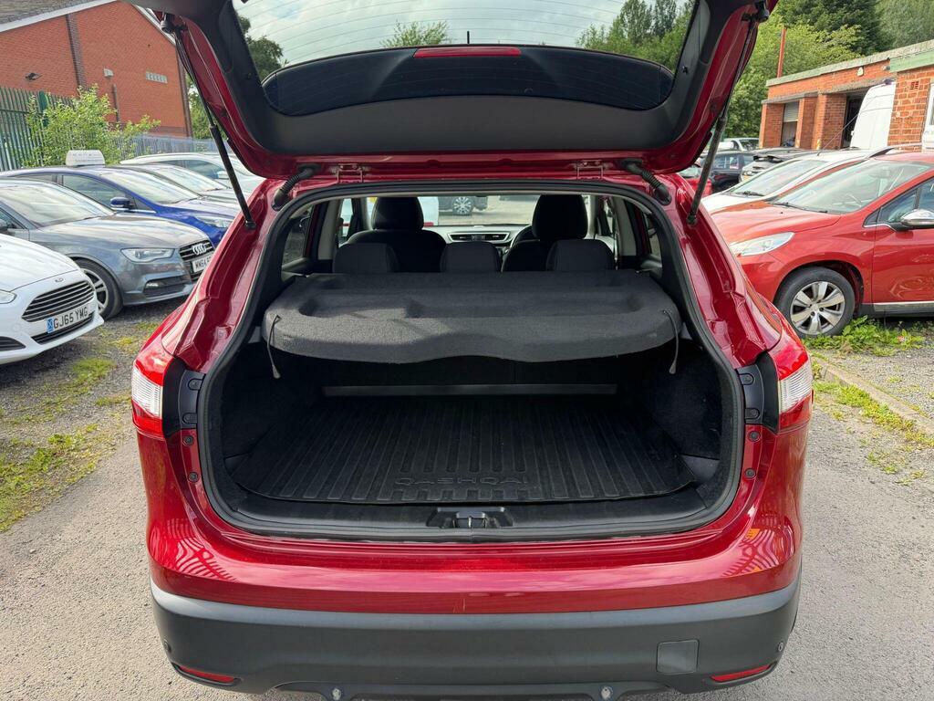 Nissan Qashqai 1.5 Dci Tekna 108 Bhp Grey #8