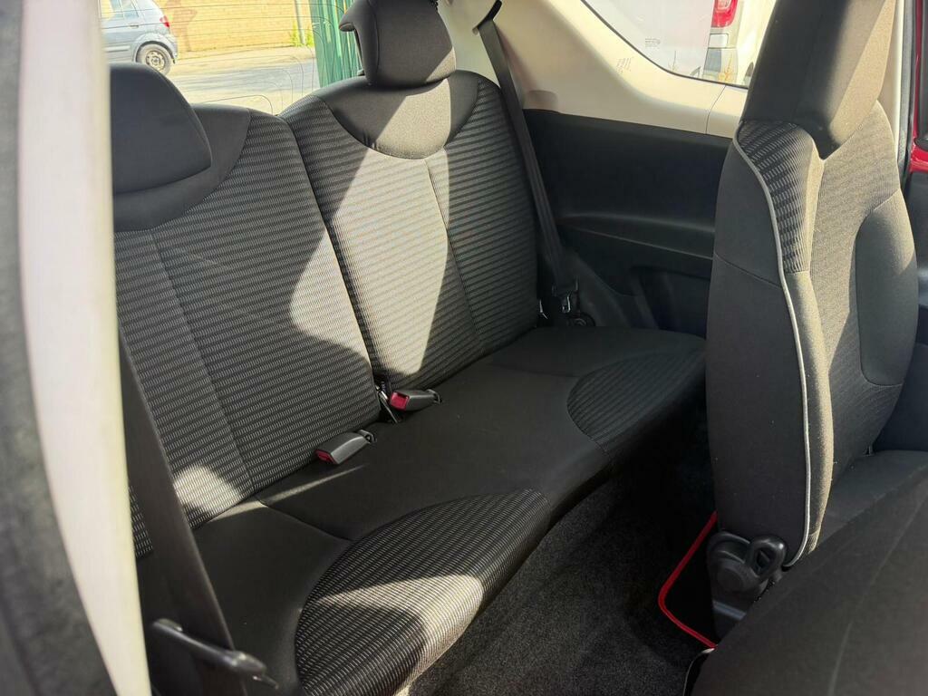 Peugeot 107 Active Red #12