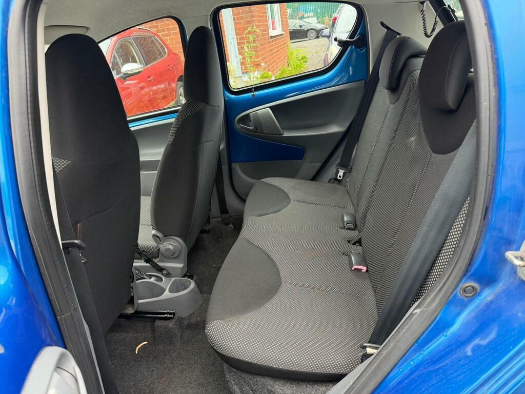 Toyota Aygo Hatchback Blue #12
