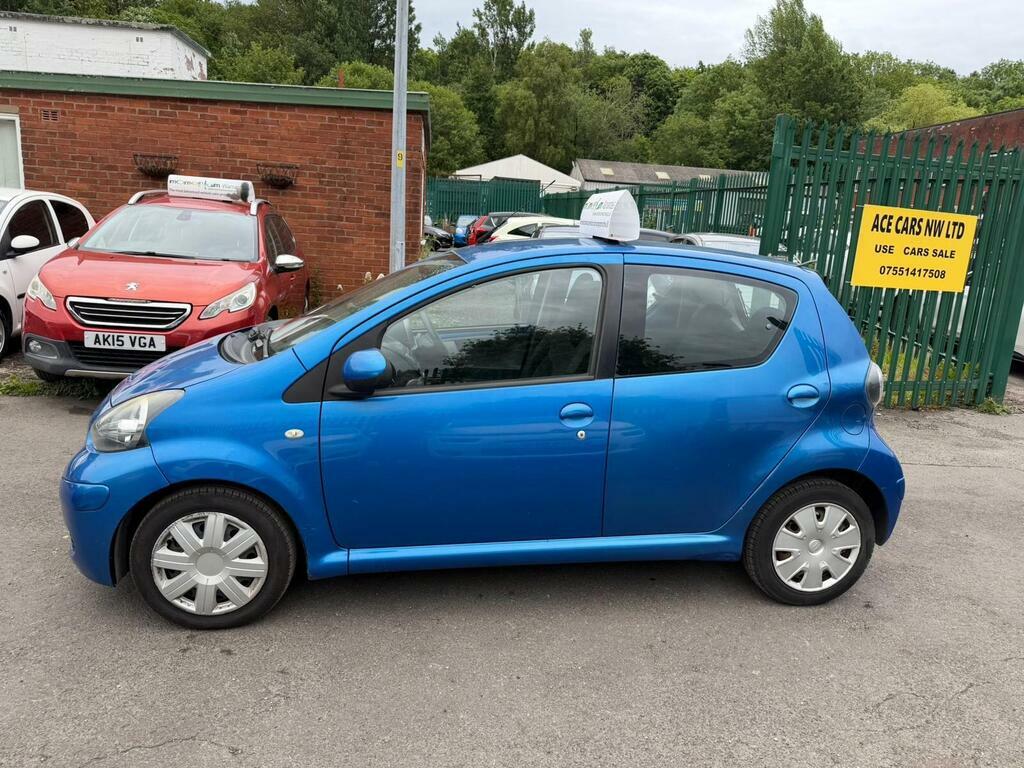 Toyota Aygo Hatchback Blue #7