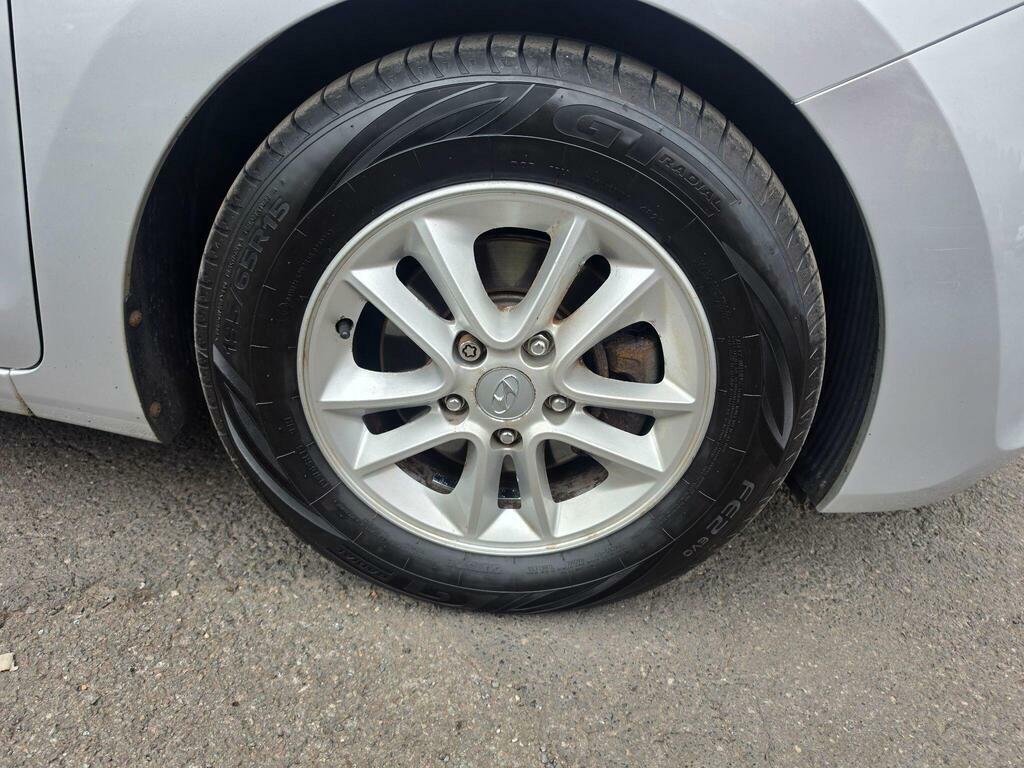Hyundai I30 Crdi Blue Drive Active White #13