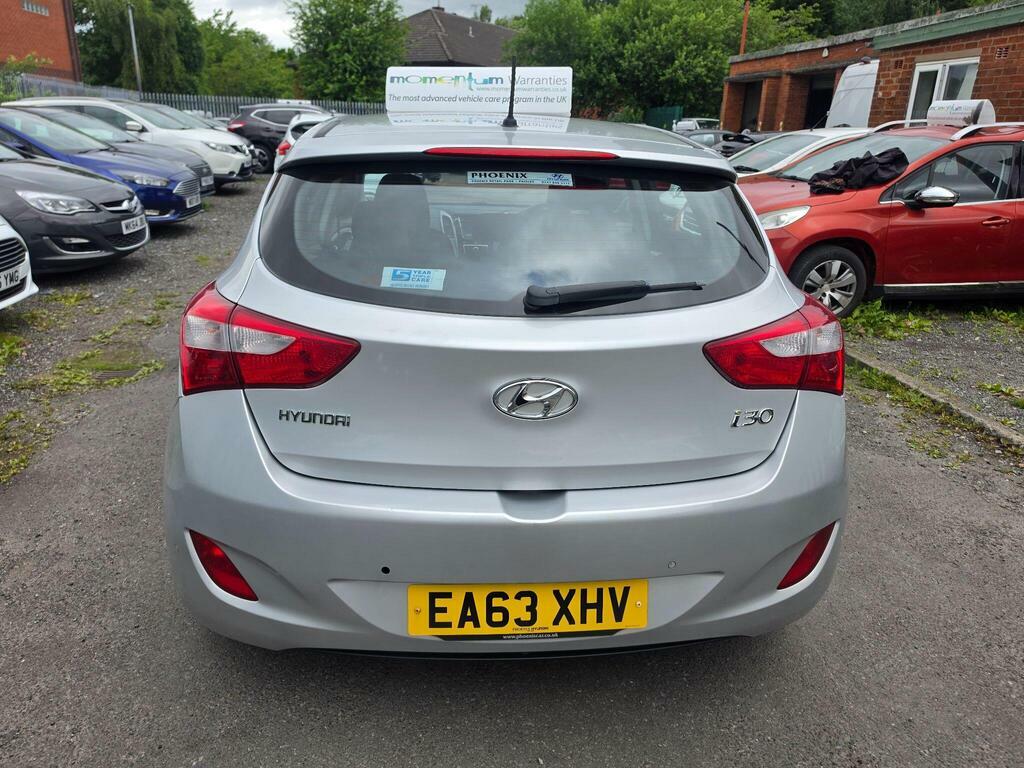 Hyundai I30 Crdi Blue Drive Active White #18