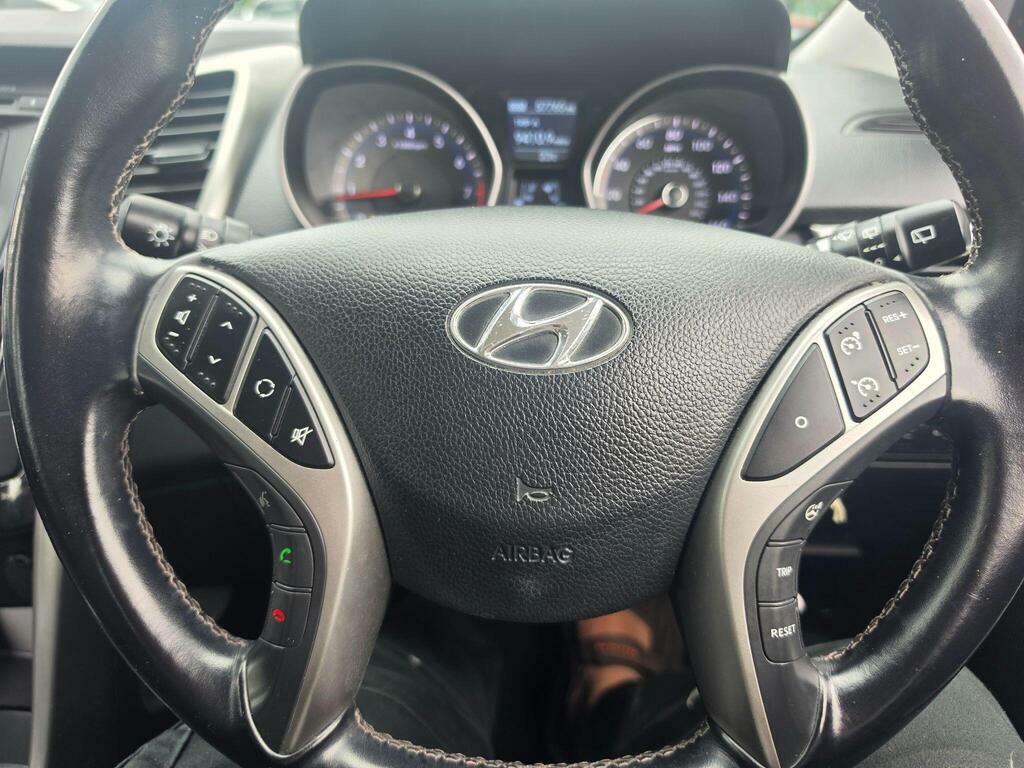 Hyundai I30 Crdi Blue Drive Active White #7