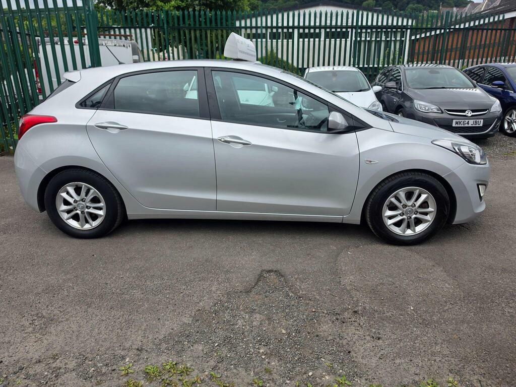 Hyundai I30 Crdi Blue Drive Active White #15