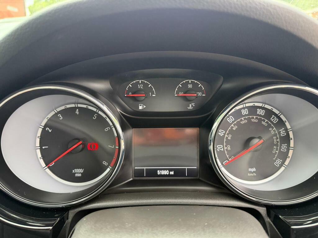Vauxhall Astra Design Cdti Red #13