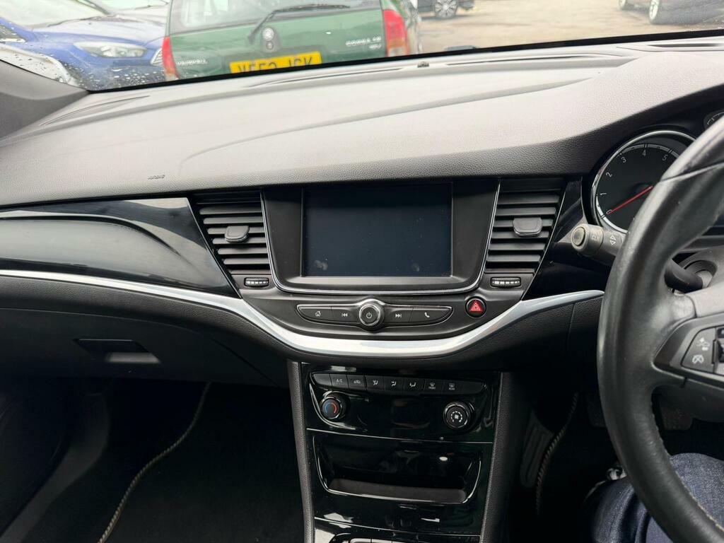 Vauxhall Astra Design Cdti Red #15