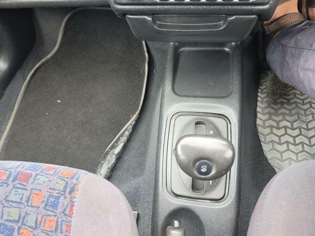 Vauxhall Corsa Cdx 16V Silver #8