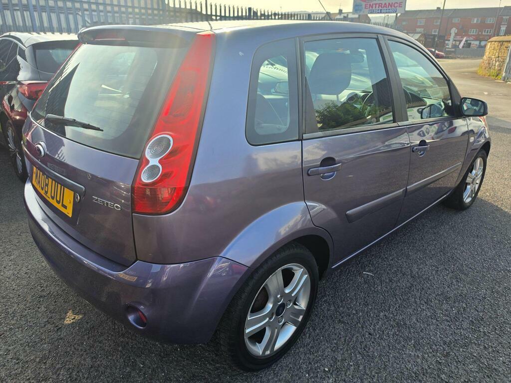 Ford Fiesta Style Climate 16V 5-Door Silver #4