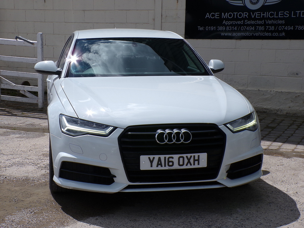 Audi A6 Saloon Tdi Ultra Black Edition YA16OXH White #2