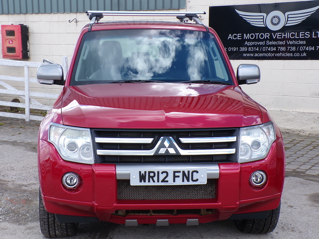 Mitsubishi Shogun Di-dc Diamond Red #3