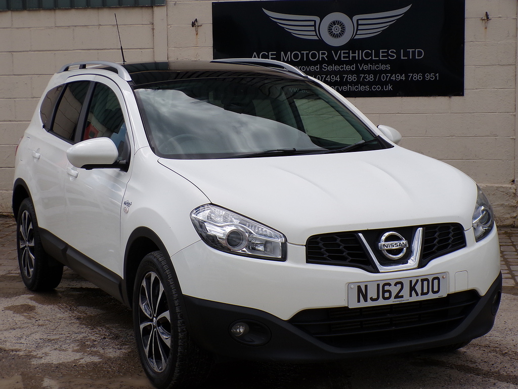 Nissan Qashqai+2 Dci N-tec White