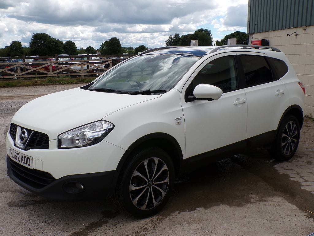 Nissan Qashqai+2 Dci N-tec White #5