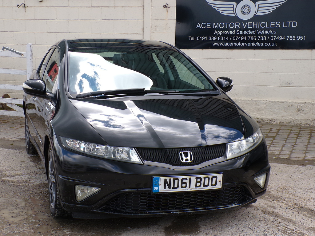 Honda Civic I-vtec Si-t Black #2