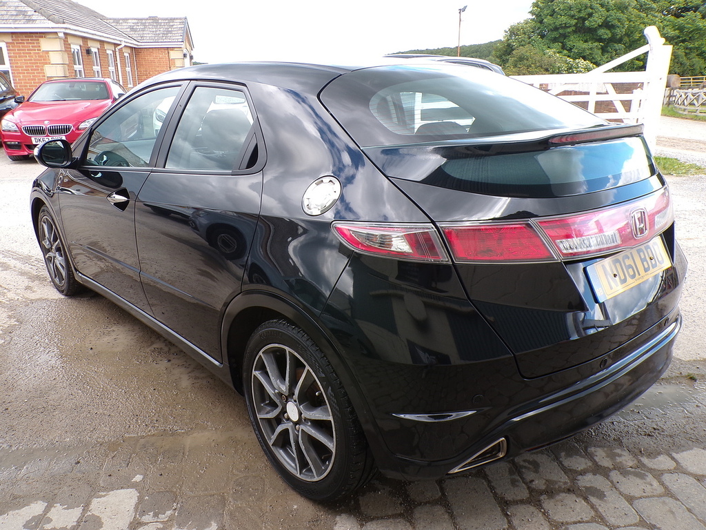 Honda Civic I-vtec Si-t Black #6