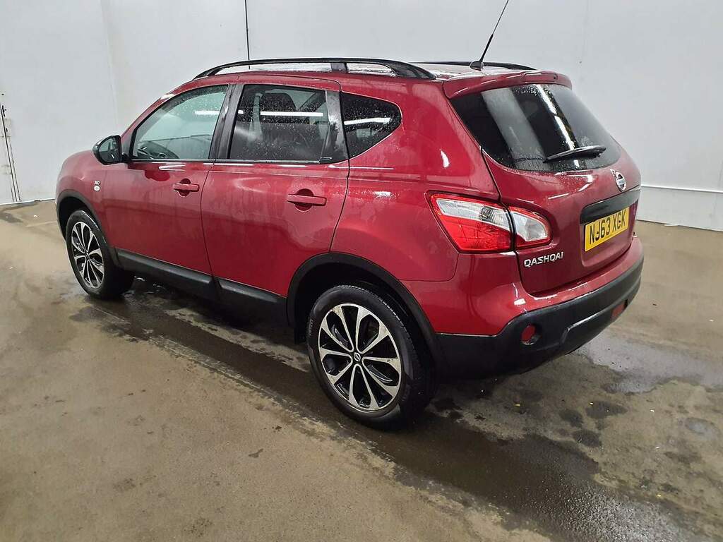 Nissan Qashqai 360 Red #4