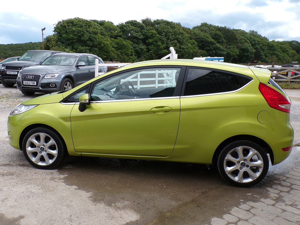 Ford Fiesta Zetec Green #6