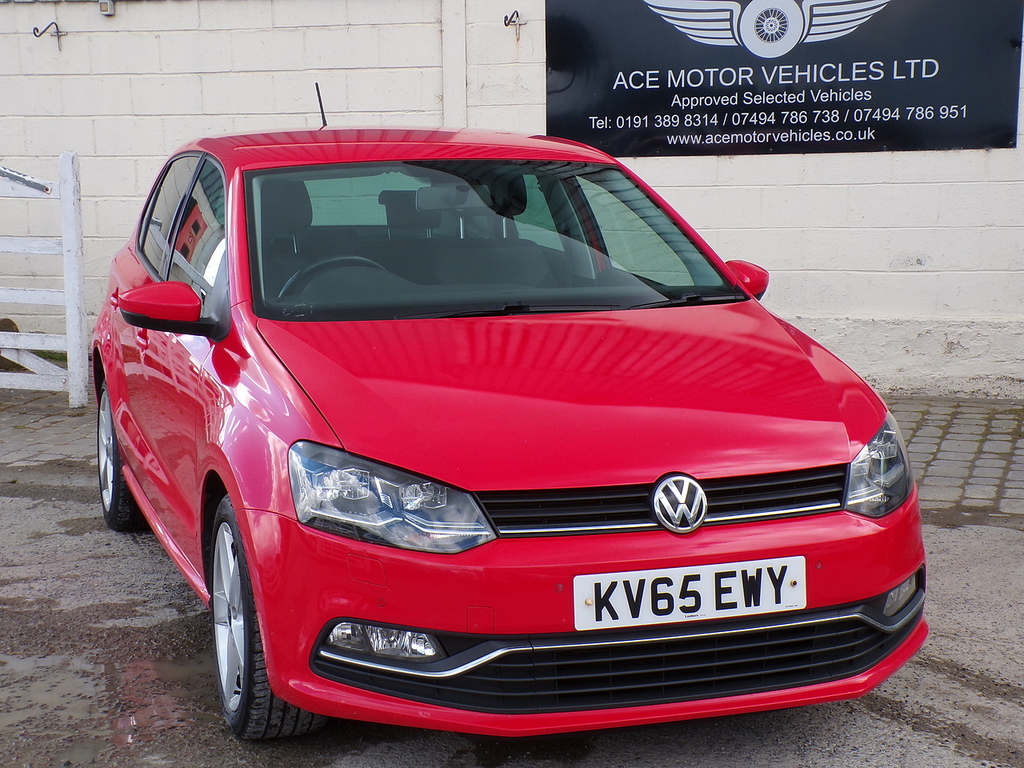 Volkswagen Polo Tdi Bluemotion Tech Sel KV65EWY Red #2