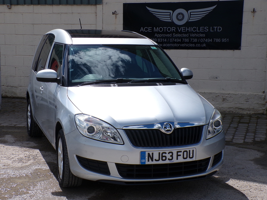 Skoda Roomster Tsi Se Action Silver #2