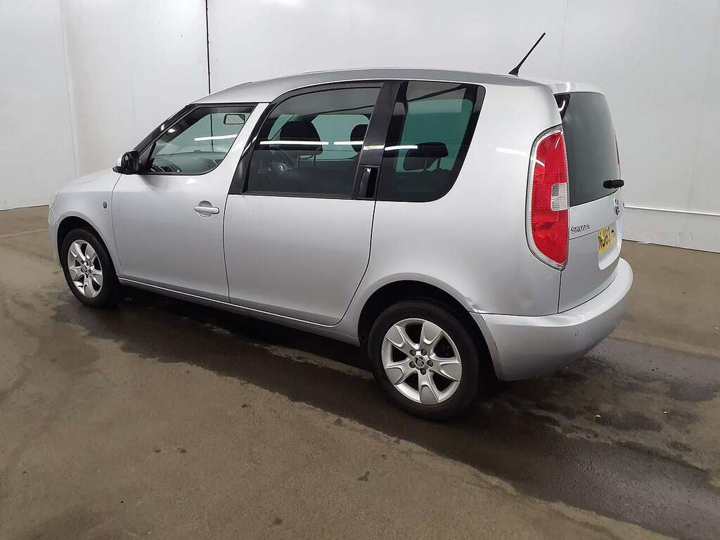 Skoda Roomster Tsi Se Action Silver #4
