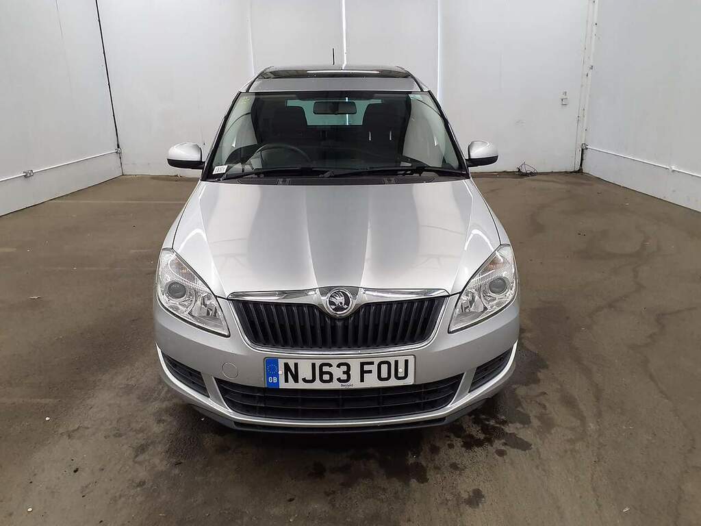 Skoda Roomster Tsi Se Action Silver #2