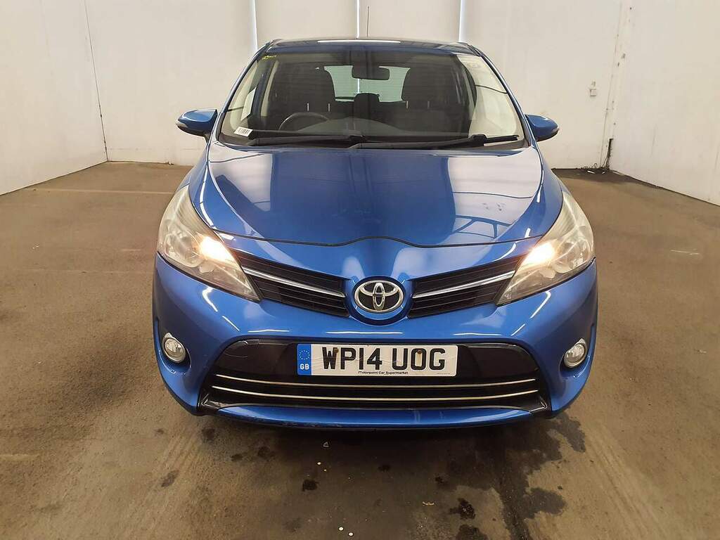 Toyota Verso D-4d Icon Blue #2