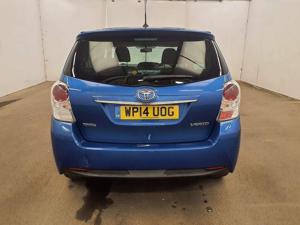 Toyota Verso D-4d Icon Blue #5