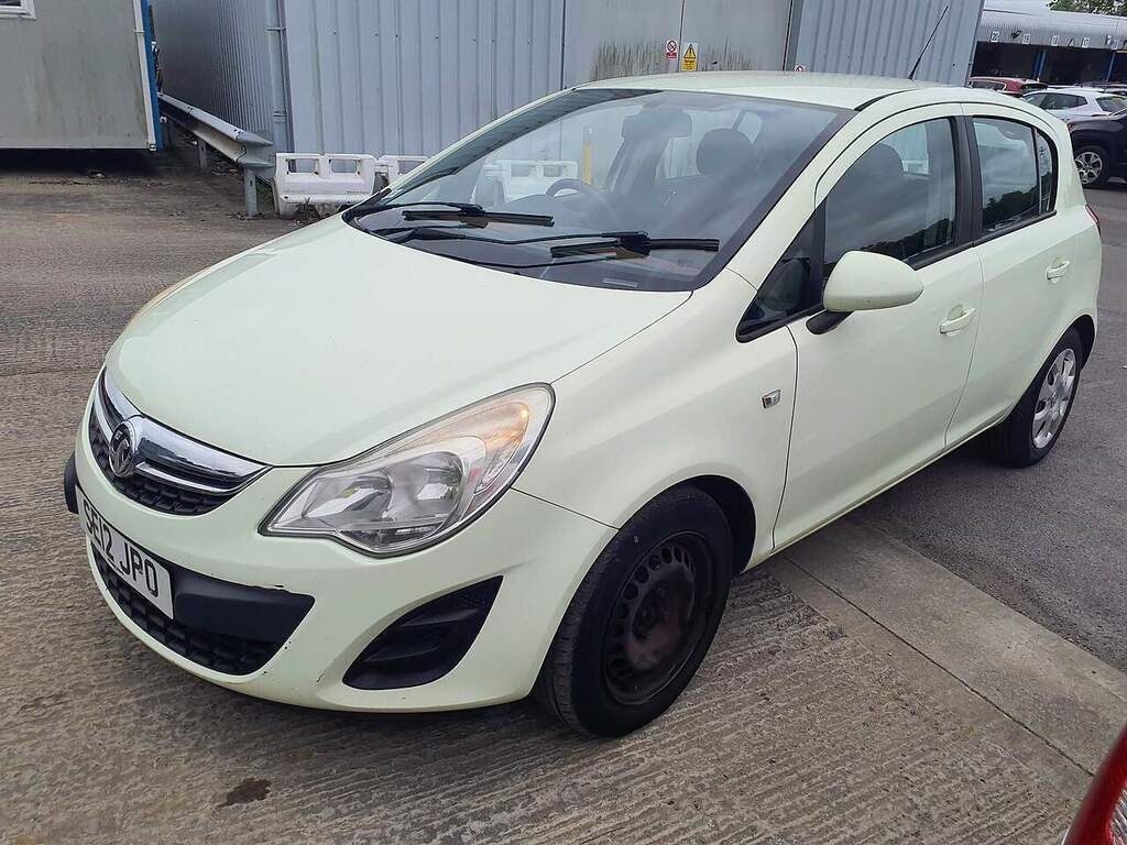 Vauxhall Corsa Exclusiv SE12JPO Green #3