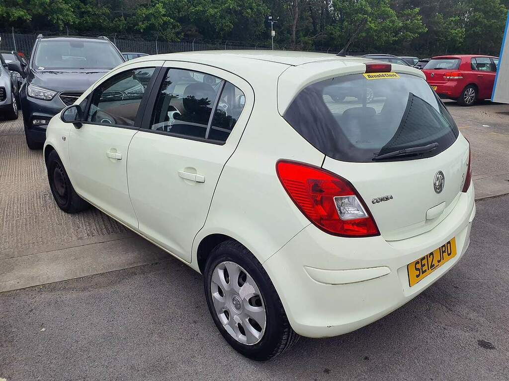 Vauxhall Corsa Exclusiv SE12JPO Green #4