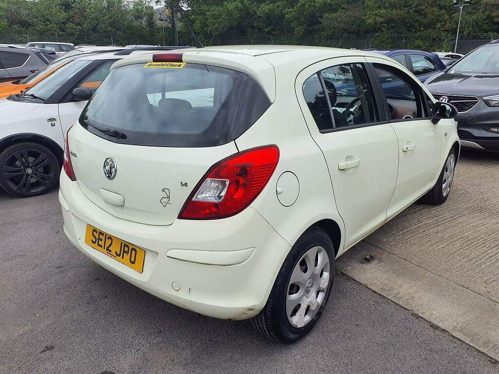 Vauxhall Corsa Exclusiv SE12JPO Green #6