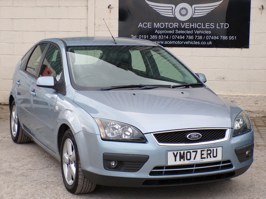 Ford Focus Zetec Climate Blue