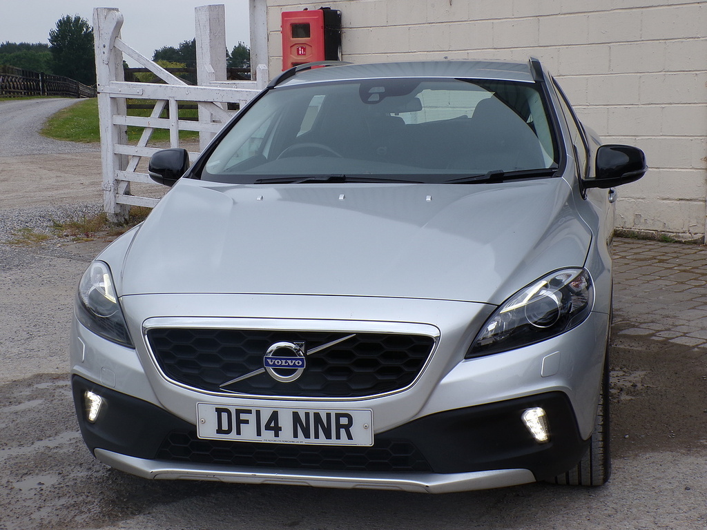 Volvo V40 Cross Country D2 Lux Silver #3