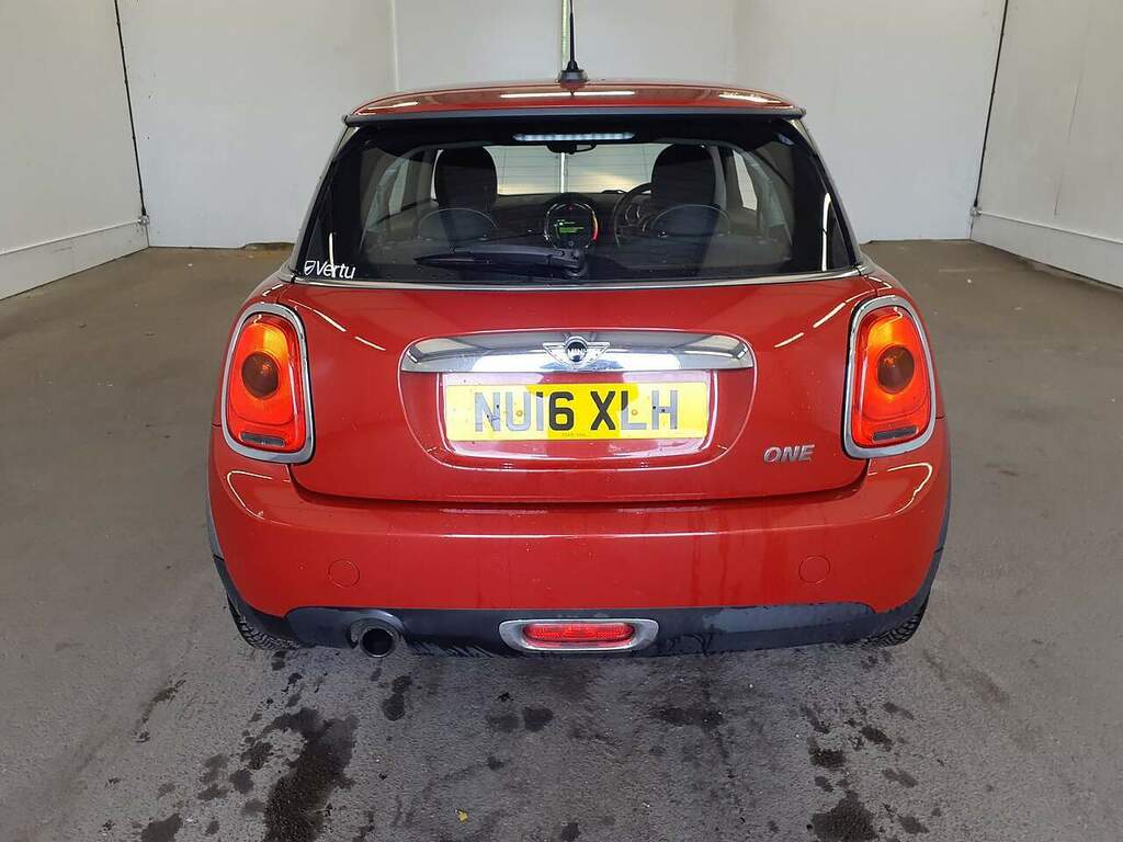 Mini Hatch One NU16XLH Red #5
