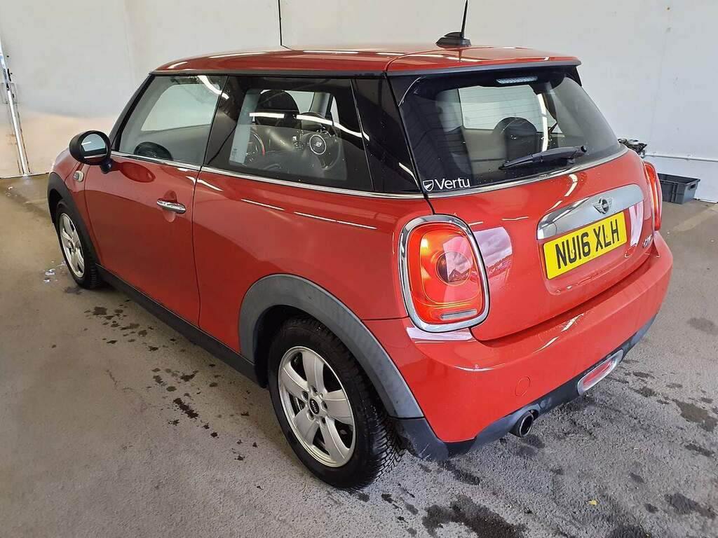 Mini Hatch One NU16XLH Red #4