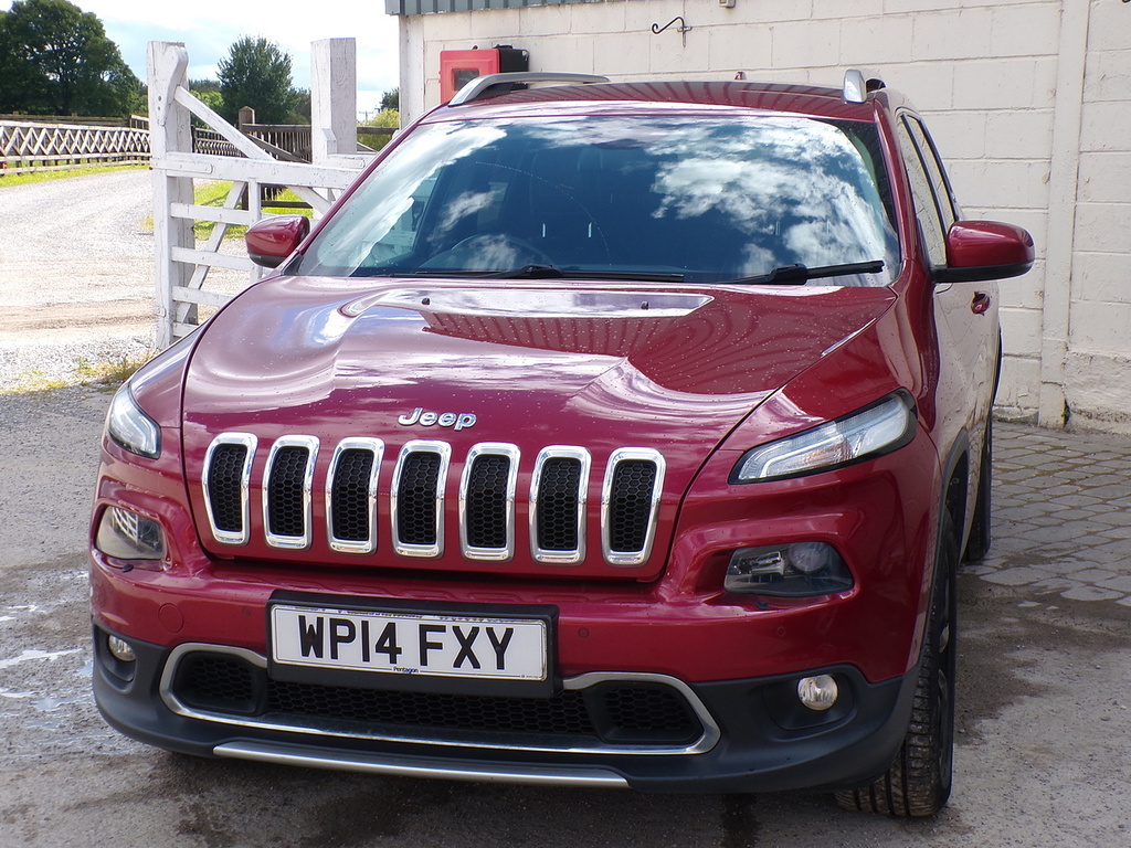 Jeep Cherokee Crd Limited Red #3
