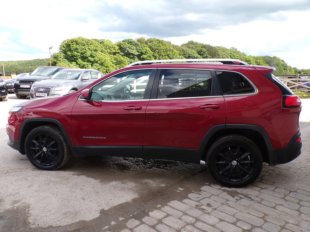 Jeep Cherokee Crd Limited Red #5