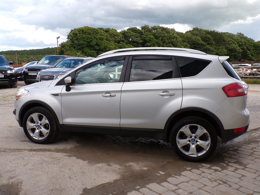 Ford Kuga 2L Titanium White #7