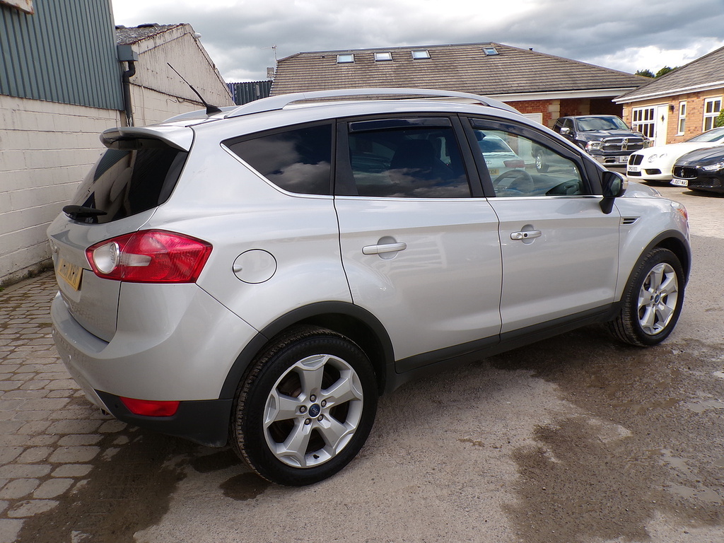 Ford Kuga 2L Titanium White #11